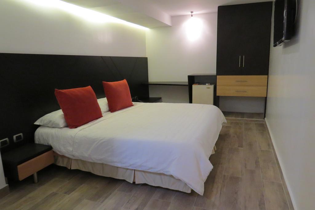 Hotel Leon Dorado Bucaramanga Room photo