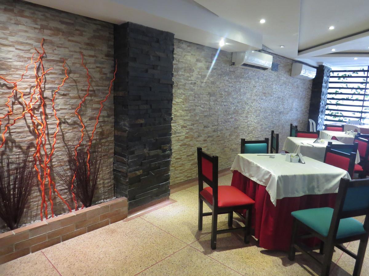 Hotel Leon Dorado Bucaramanga Exterior photo