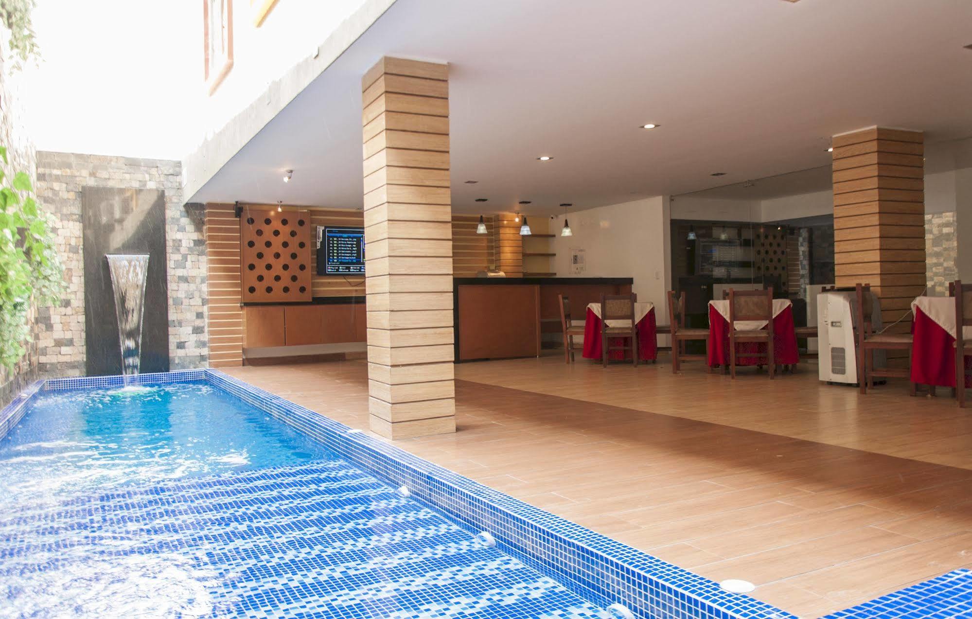 Hotel Leon Dorado Bucaramanga Exterior photo